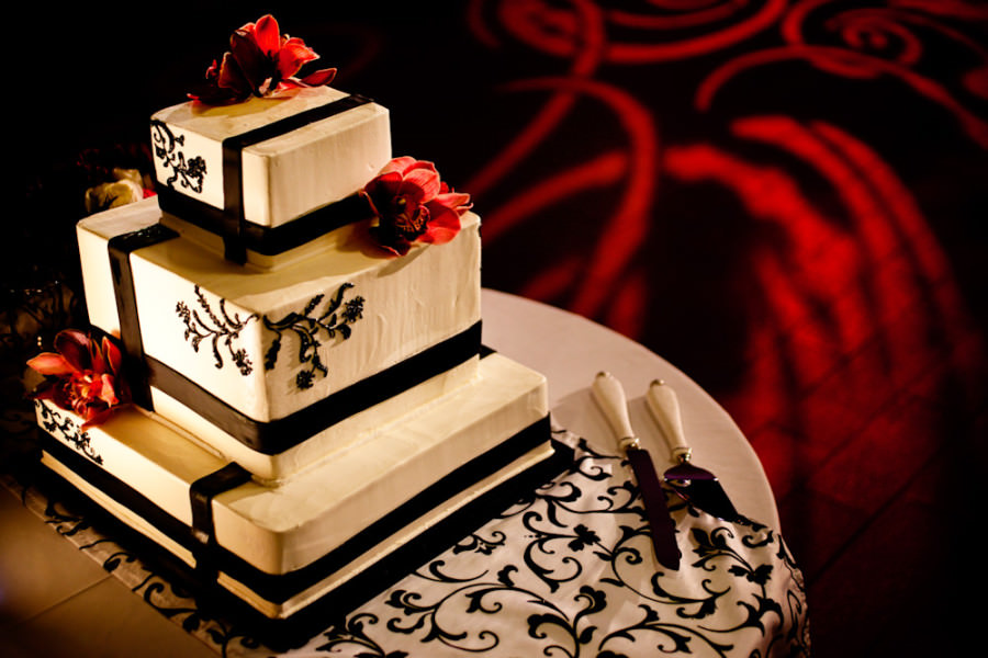 Wedding cake detail photograph Charleston